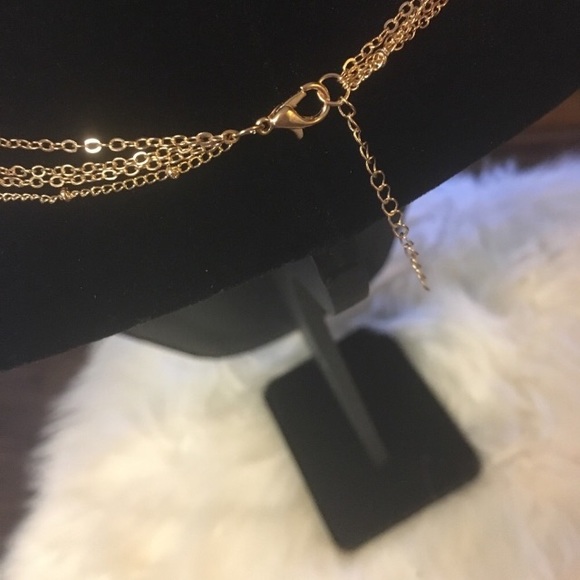 Beautiful layered bohemian necklace - Picture 5 of 5